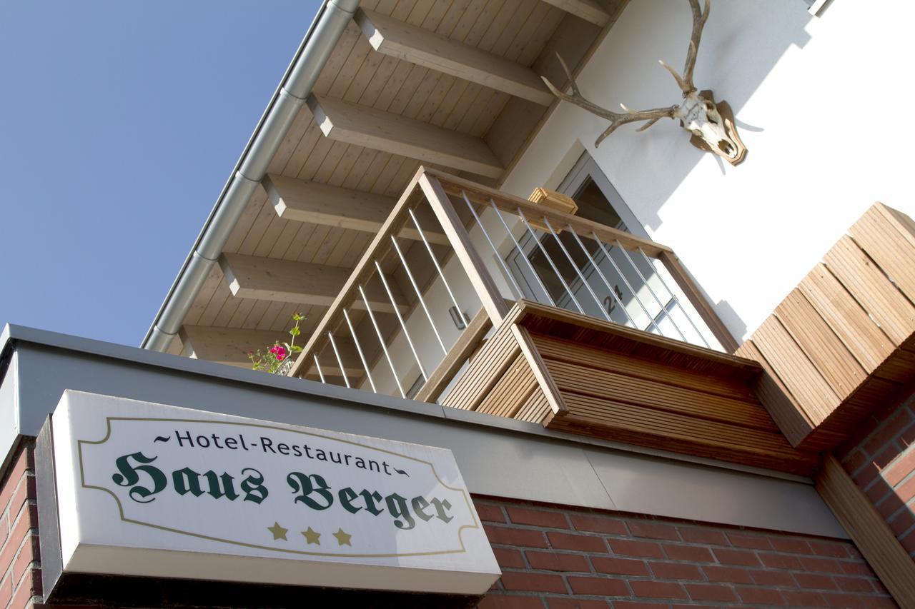 Hotel-Restaurant-Haus Berger فيرزن المظهر الخارجي الصورة